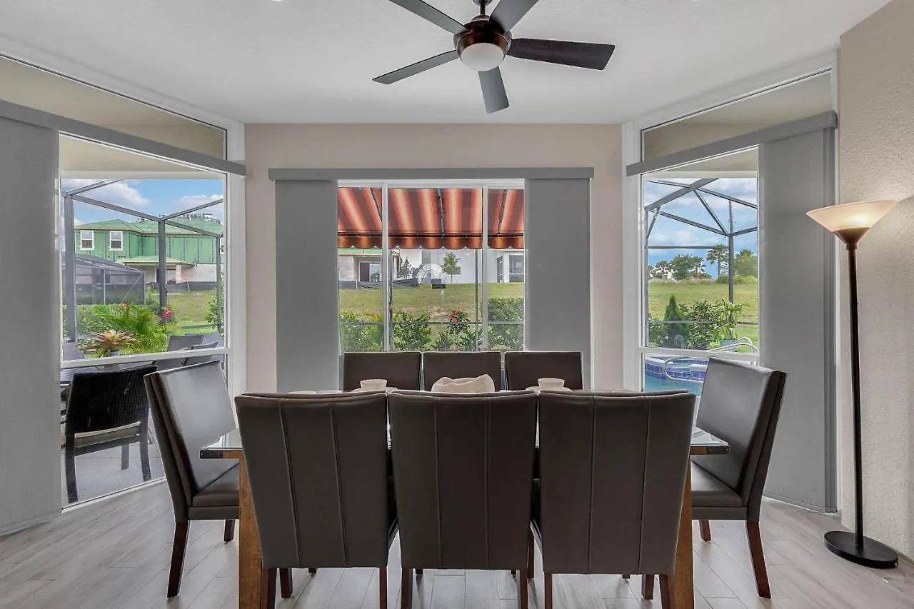 5 Bedrooms Pool Home Calabay Davenport Villa